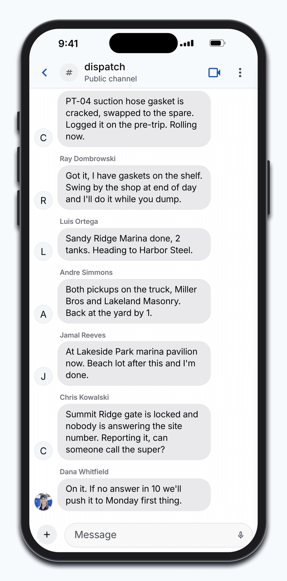 The dispatch channel on a driver's phone in PortaPro, with the message composer.